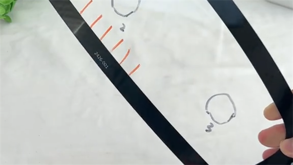 擋風玻璃霧度和透明度是多少？擋風玻璃霧度和透明度測量方法
